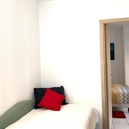 Appart Proche Gare + Parking , Impasse Tranquille Montauban Exterior foto